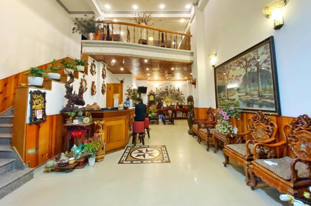 Gold Night Hotel Da Lat Esterno foto