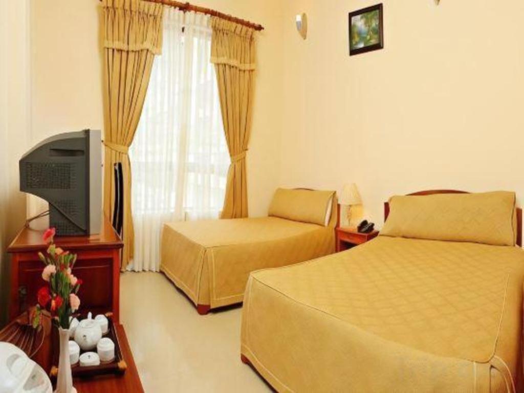 Gold Night Hotel Da Lat Esterno foto
