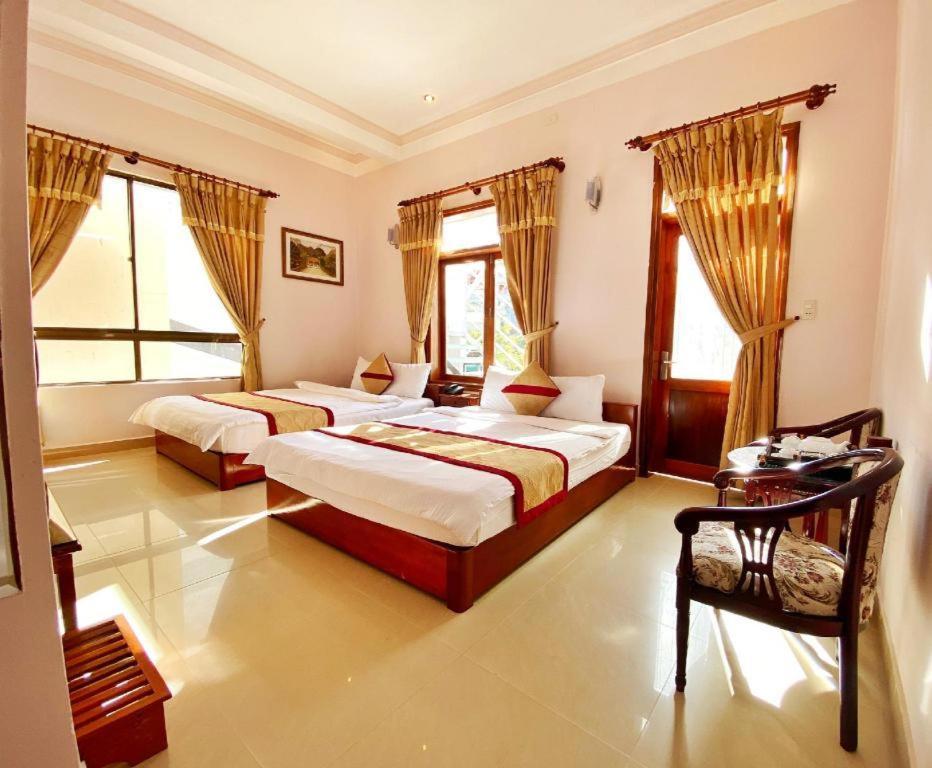 Gold Night Hotel Da Lat Esterno foto