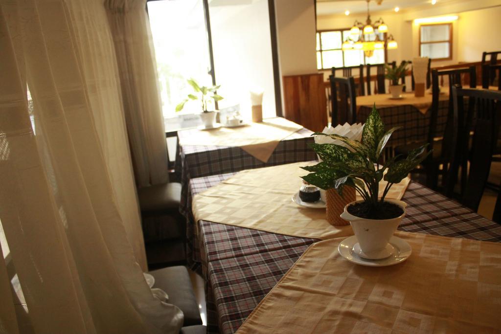 Gold Night Hotel Da Lat Esterno foto